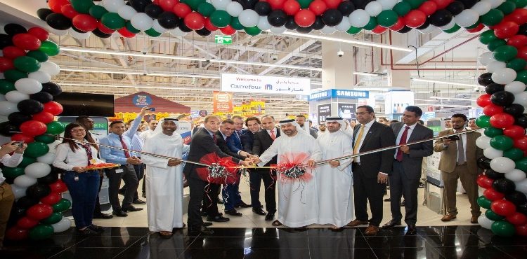 Carrefour Hypermarket Opens at World 1st Nature-Inspired Mall