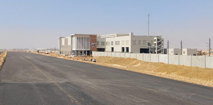 «الإسكان»: الانتهاء من أعمال المرافق والطرق المؤدية لمحطات القطار الكهربائي بمدينة بدر