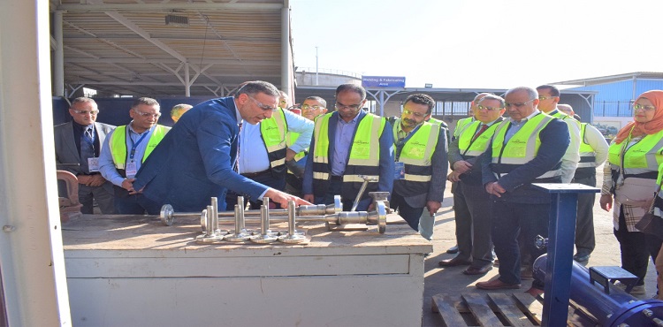 نائب وزير الإسكان يزور مصنع الشركة المصرية الألمانية للطلمبات
