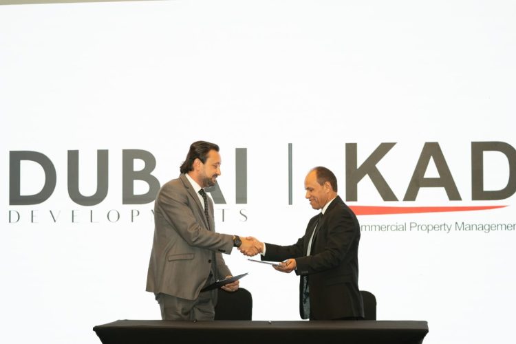 «دبي العقارية» تتعاقد مع «كاد» لإدارة وتشغيل مشروعاتها بالعاصمة الإدارية