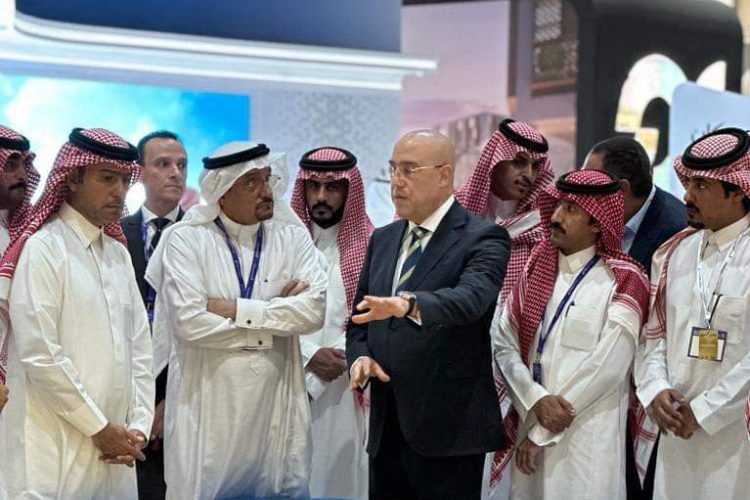 Housing Minister Participates in Inauguration of Cityscape Exhibition in Riyadh