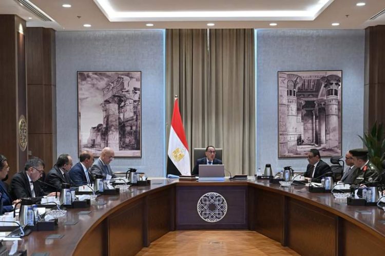 Madbouly Reviews Progress of Alexandria Beach Protection, Corniche Expansion Project