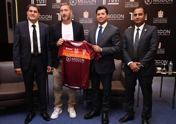 الأسطورة الإيطالية  Totti بعد تعاقده مع شركة «مدن»: أتمنى فتح المزيد من مدارس الكرة بمصر واكتشاف مواهب تكمل مسيرتي