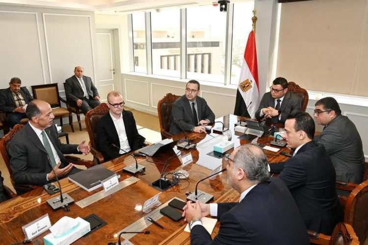 Housing Minister Meets with Big International Officials to Explore Areas of Cooperation