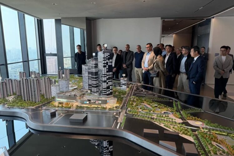 housing-minister-inspects-shanghais-central-business-district-spanning-one-million-square-meters