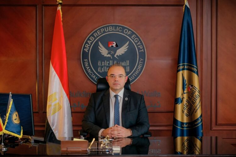 “الرقابة المالية” تصدر ضوابط إنشاء المنصات الرقمية للاستثمار في وثائق صناديق الاستثمار العقاري لأول مرة