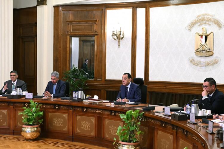 رئيس الوزراء يستعرض مستجدات مشروع إعادة إحياء منطقة نزلة السمان كمقصد سياحي