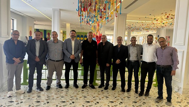 mantrac-announces-a-new-strategic-partnership-with-pickalbatros-to-enhance-energy-efficiency-across-egypts-largest-tourism-resorts