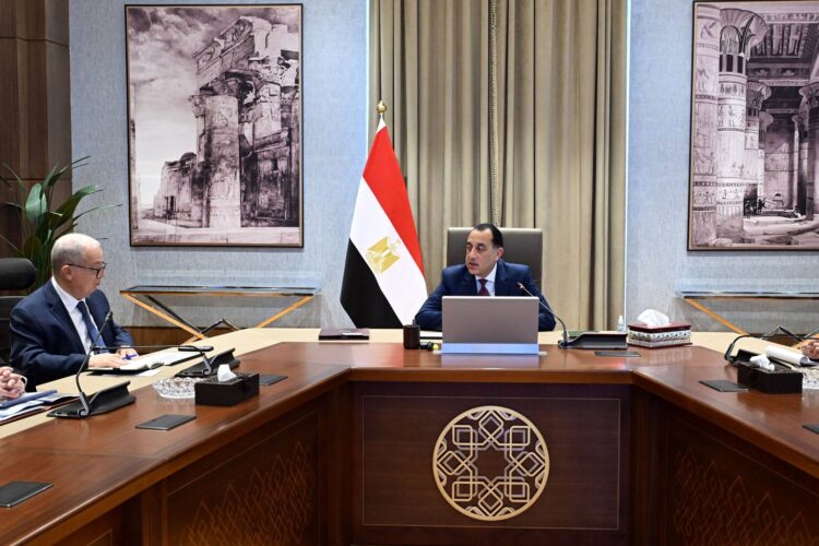 %d8%b1%d8%a6%d9%8a%d8%b3-%d8%a7%d9%84%d9%88%d8%b2%d8%b1%d8%a7%d8%a1-%d9%8a%d9%8f%d8%aa%d8%a7%d8%a8%d8%b9-%d8%a7%d9%84%d9%85%d9%88%d9%82%d9%81-%d8%a7%d9%84%d8%aa%d9%86%d9%81%d9%8a%d8%b0%d9%8a-%d9%88