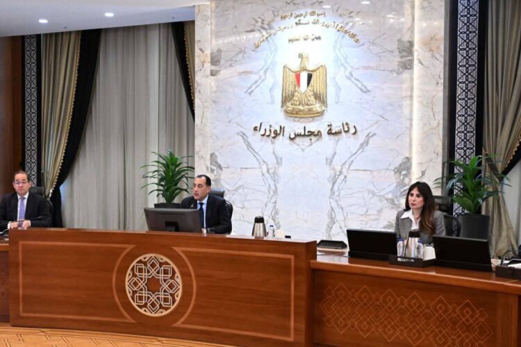 رئيس الوزراء يتابع مستجدات الموقف التنفيذي لمشروعات المرحلة الأولى من المبادرة الرئاسية “حياة كريمة” والموقف المالي لها