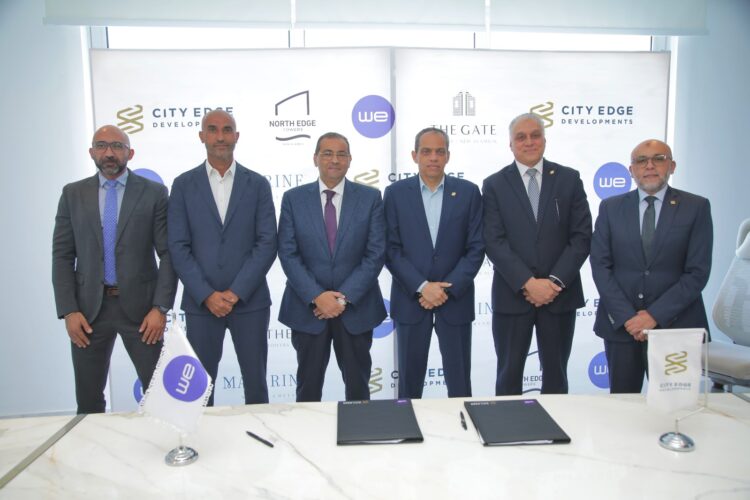 سيتي إيدج للتطوير العقاري توقع شراكة استراتيجية مع WE لتوفير خدمات Triple Play والحلول الرقمية المتطورة بمشروعات The Gate Towers وNorth Edge Towers وMazarine Compound بمدينة العلمين الجديدة